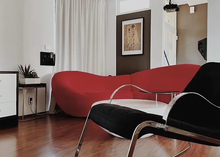 White Lotus - Luxury * سبليت