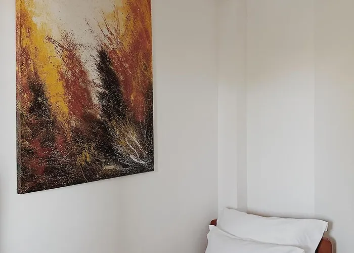 White Lotus - Luxury *